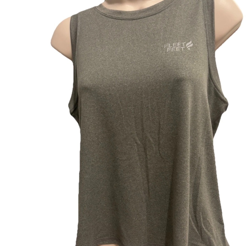 Fleet Feet Women's Performance Tech High Neck Tank Top Grey Size M WORN ONCE